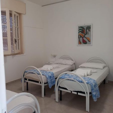 Villa Spiaggia Degli Angeli Порто Чезарео Екстериор снимка